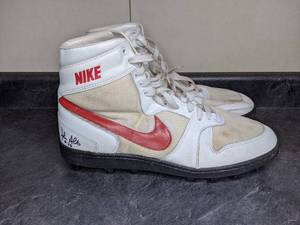 lot 4 image: Kansas City Chiefs John Alt Autographed Football Cleats