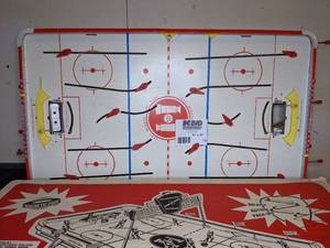 lot 15 image: Vintage Bobby Hull Canadian Action Real Action Game w Box