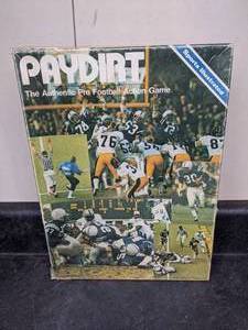 lot 25 image: Vintage 1980s PAYDIRT Authentic Pro Football Action Game