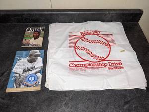 lot 187 image: Vintge Jackie Robinson Magazine & More