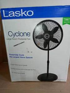 lot 68 image: Cyclone 18 in. Adjustable Pedestal Fan by Lasko-open box not used