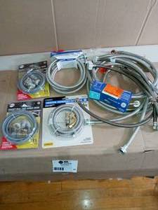lot 80 image: Lot sorted with faucetdishwasher hose