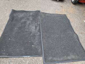 lot 330 image: Two Heavy Duty Rubber Backed Mats in Great Condition