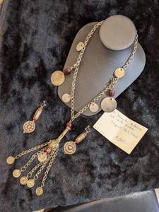 lot 8 image: Gorgeous Old Yeminite Necklace Vintage 1971