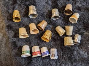 lot 147 image: Vintage Thimbles