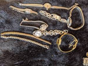 lot 160 image: Vintage Ladies Watches and Bands