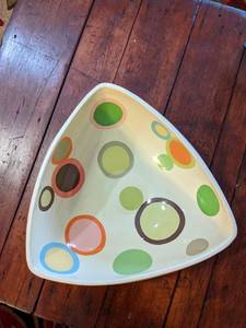 lot 218 image: TOYO Next Designer Bowl by Jill Rosenwall