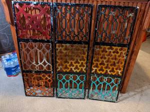 lot 231 image: 3 Metal Decorative Wall Hangings