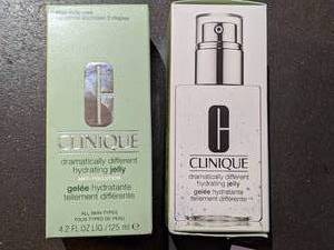lot 285 image: 2 bottles of Clinique Dramatically Different Hydrating Jelly 4.2 fl. oz.