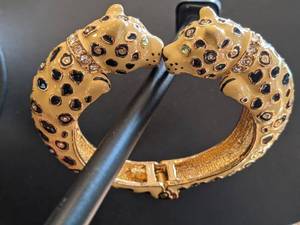 lot 108 image: Juicy Couture Leopard Bracelet - Beautiful