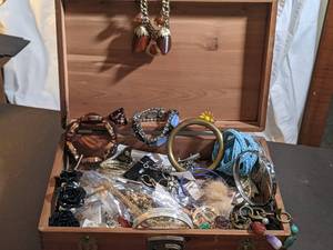 lot 89 image: Wood Box filled with Costume Jewelry some Vintage