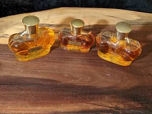 lot 94 image: Vintage Wind Song PerfumeCologne by Prince Matchabelli