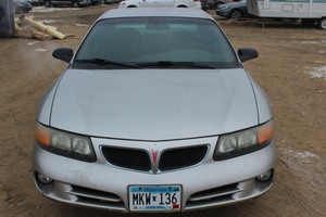 2005 Pontiac Bonneville SE - 2 Owners -