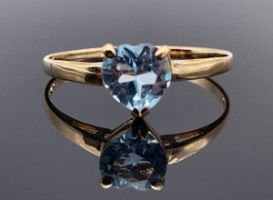 lot 68 image: Beautiful Heart Shaped Blue Topaz Estate Ring in 14k Yellow Gold $775 Retail