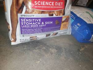 lot 3 image: Hills Science Diet Sensitive Stomach & Skin Large Breed Adult Dog Food