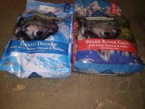 lot 17 image: Blue Buffalo Wilderness Denali & Snake River Grill Dry Adult Dog Food