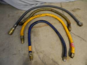 lot 18 image: New and Used Gas Lines with Quick Disconnects