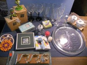 lot 22 image: Household Lot - New Cream and Sugar Set, Wine and Beer Glasses, Pewter Artwork, Candles, Coat Rack, More