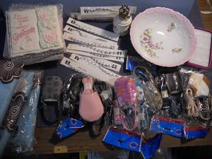 lot 70 image: Gift Lot - Jewelry, Phone Cases, Fold-up Totes, Wall Hanger, Bowl, Oil Lamp