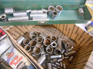 lot 83 image: Garage Supplies - Sockets, Dog Shock Kit, Timer, Oil Filters, Light Timer, Etc