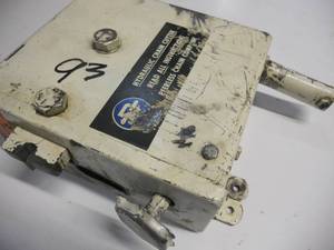 lot 56 image: Hydraulic Chain Cutter - Came out of a hardware store - Used to cut chains to a specific length - Works
