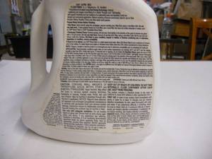 lot 40 image: ZAR Ultra Max Floor Finish Satin Polyurethane (Waterborne Oil Modified) Large Jug