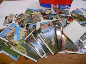lot 25 image: Post Cards, Vintage - Shoebox full