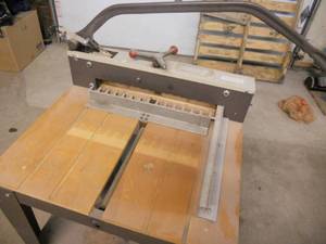 lot 12 image: Large Table Commercial Paper Cutter