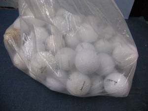 lot 103 image: Large Bag of Golf Balls
