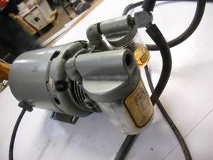 lot 131 image: Vacuum Pump 0211-V87 Gast Motor