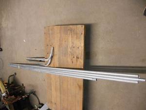 lot 137 image: 34 10 Foot Electrical Metallic Tubing 4 Pieces