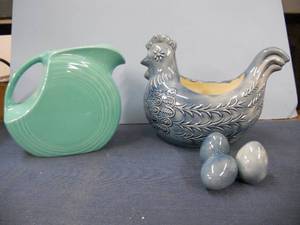 lot 146 image: Fiesta Pitcher, Blue Country Embossed Chicken with Eggs