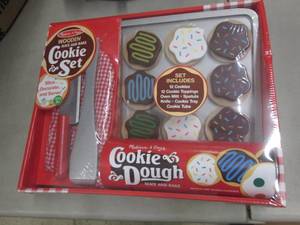 Melissa & Doug Wooden Slice & Bake ...