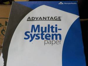 lot 3 image: 2500 Sheets Advantage 8.5 x 14 Cop...