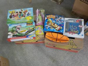 lot 10 image: Toys and Games...