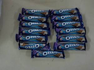 lot 251 image: Oreo Chocolate Candy Bars- 13 Bars...