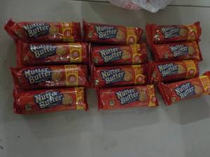 lot 255 image: Nutter Butter King Size 3.5 oz 12 ...