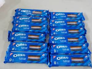 lot 267 image: Oreo Red, White, or Blue Layers of ...