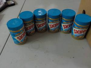 lot 286 image: Creamy Skippy Peanut Butter 6 Conta...