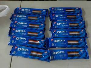 lot 298 image: Oreo Red, White, or Blue Layers of ...
