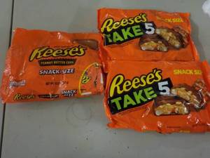 lot 315 image: Reeses Peanut Butter Cups and Rees...
