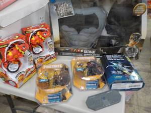 lot 33 image: Toy Lot...