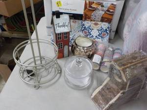 lot 45 image: Toilet Paper Holder, Bird House, Ca...