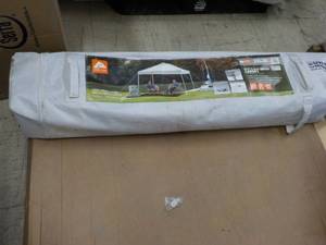 lot 53 image: 10 ft x 10 ft Instant Canopy...