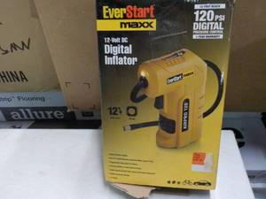 lot 80 image: EverStart Maxx 12 Volt DC Digital I...