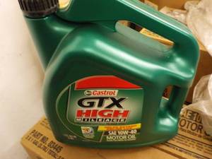 lot 130 image: 1 Gallon Castrol GTX High Milage SA...
