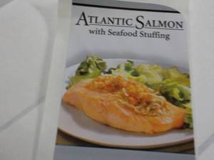 lot 190 image: Pkg of 8 Atlantic Salmon with Seafo...