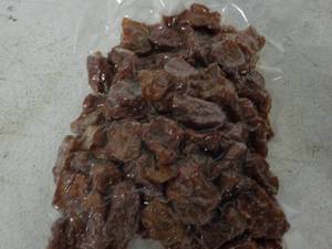 lot 196 image: 1.25 lb. Spicy Chili White Meat Chi...