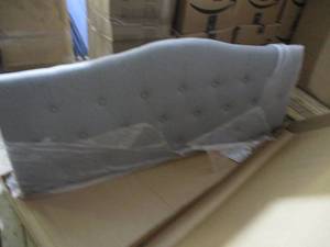 Queen Head Board missing poles but...