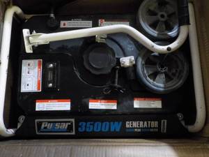 Pulzar 3500 W Generator- has leakag...